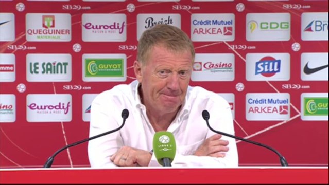 Conférence de presse Stade Brestois 29 - FC Istres (3-1) : Alex DUPONT (SB29) - José PASQUALETTI (FCIOP) - 2013/2014