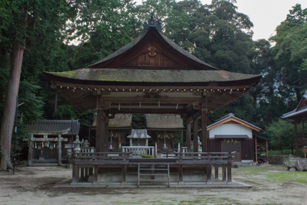 Juge Jinja (樹下神社) Along Lake Biwa in Ōtsu Shiga-ken!
