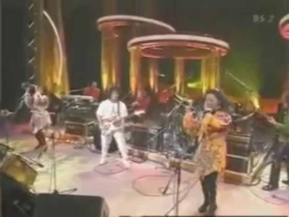喜納 昌吉 --- すべての人の心に花を