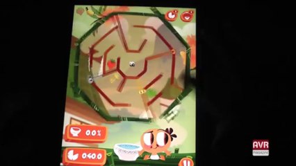 Baby Nom Nom sfamiamo il piccolo con il riso - gioco per iPhone e iPad - Gameplay AVRMagazine.com