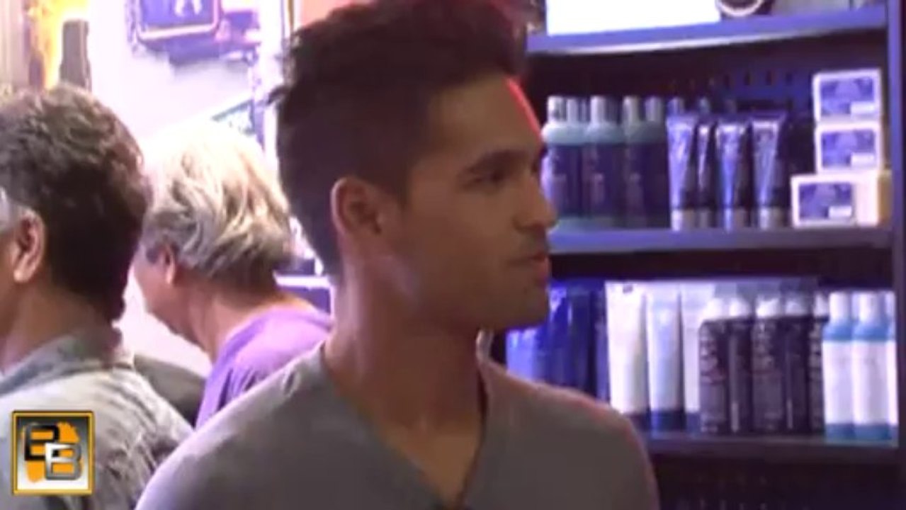 SHOCKING: Siddharth Mallya's HANDS inside Katrina Kaif's Top