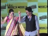 SRK performs lungi dance live