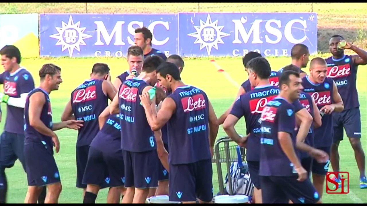 Napoli - Presentati Albiol e Reina -1- (09.08.13)