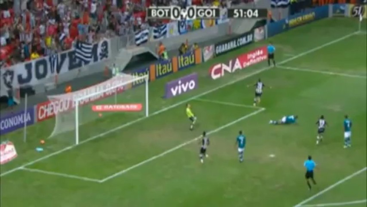 Brasileiro: Blödes Eigentor! Seedorf verpasst die Tabellenführung