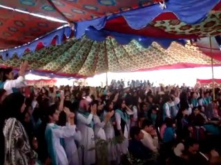 komal malik ...grils college ....owsum concert