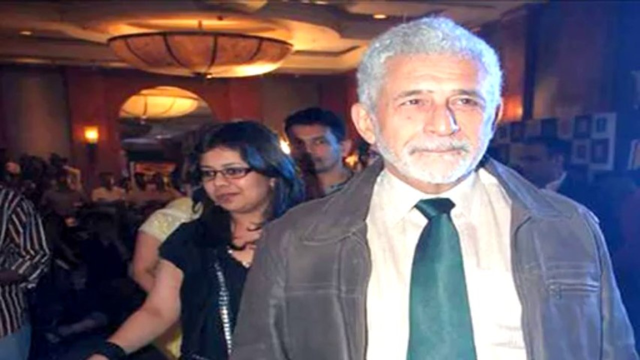 Sunny Leone gets tips from Naseruddin Shah