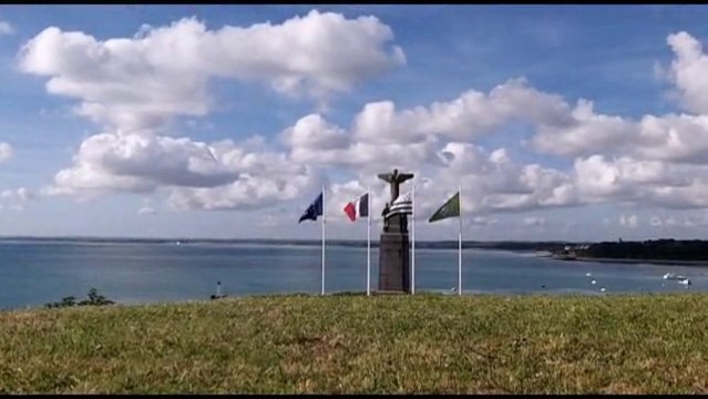 rando trail de cancale pointe du grouin à l'anse du guesclin 23 km avec mario et son petit vélo