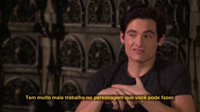 Kevin Zegers fala sobre Cidade dos Ossos .