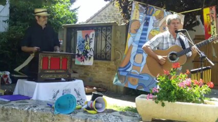 Fête de la peinture à Thégra LOT en chansons avec les copains d'accord's