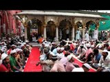 People waiting for Iftar at Nizamuddin Dargah