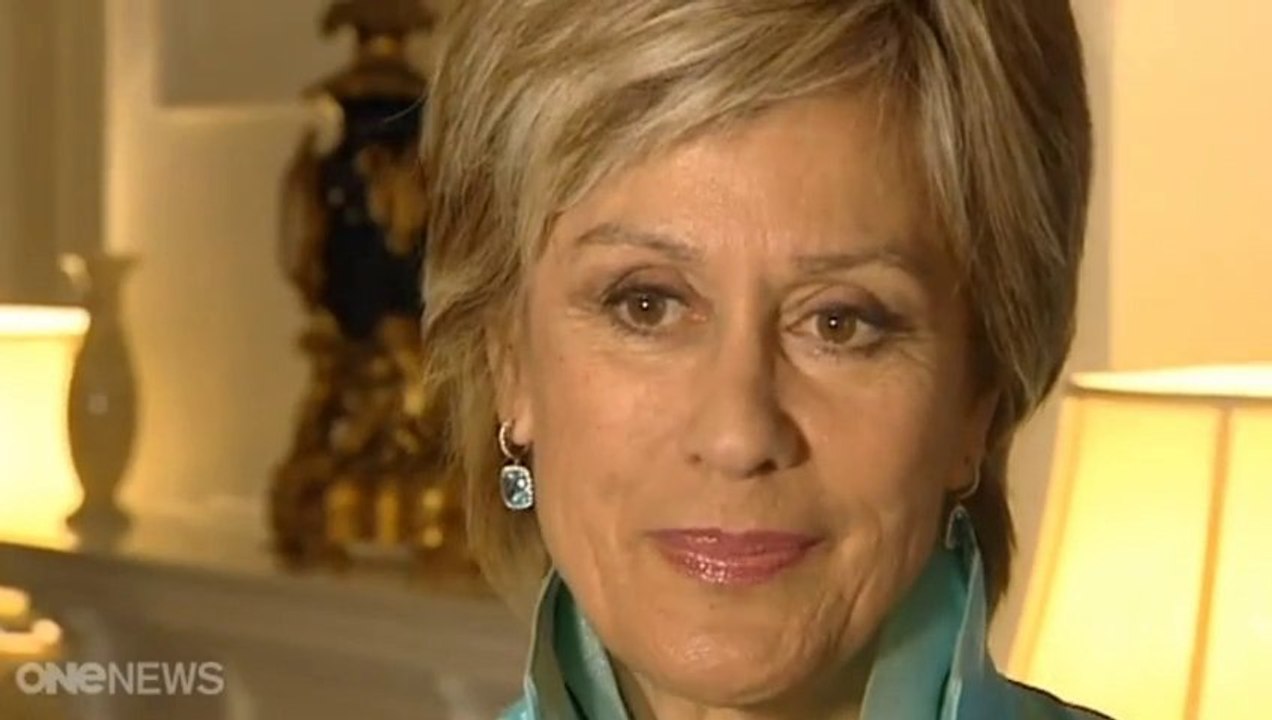 Dame Kiri Arts Icon Award 2/3