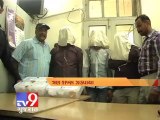 Tv9 Gujarat - Three arrested for robbing 3.5 kg gold worth Rs 90 Lakh