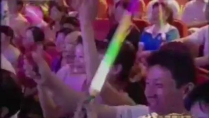 Indian dance by a little chinese girl