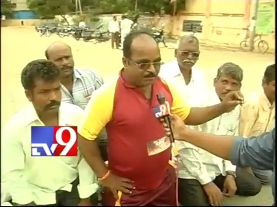 Bandh continue in Seemandhra