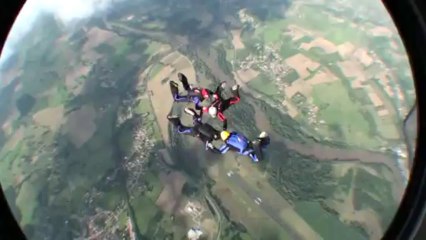 PARACHUTISME - CHAMPIONNATS DE FRANCE VICHY 2013 - VR4 « Et Bim Nice Saut3»- 9aout13