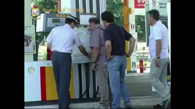 Carburanti, irregolarità nel 14% dei distributori (13.08.13)