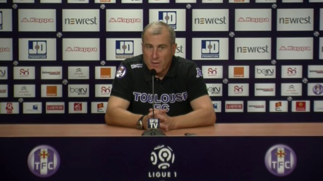 Conférence de presse Toulouse FC vs FCGB : Alain Casanova