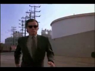 Best Seller [Original Theatrical Trailer] - YouTube2