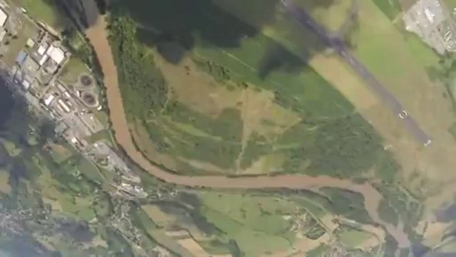 PARACHUTISME - CHAMPIONNATS DE FRANCE VICHY 2013 – Freefly « Air Wax Gap Nice Saut4»- 9aout13.wmv