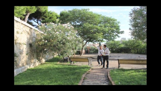 Balade au bord de Marseille avec Yvann Pluskwa : le square Manouchian