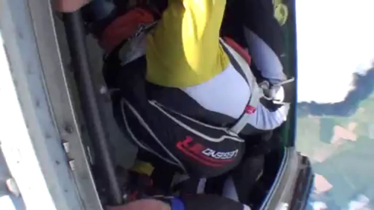 PARACHUTISME - CHAMPIONNATS DE FRANCE VICHY 2013 – Freefly « Les Voyous Genoble Corbas Saut7»- 10aout13