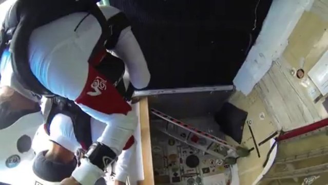 PARACHUTISME - CHAMPIONNATS DE FRANCE VICHY 2013 – Freefly « MilkBrothers Corbas Saut3»- 9aout13.wmv