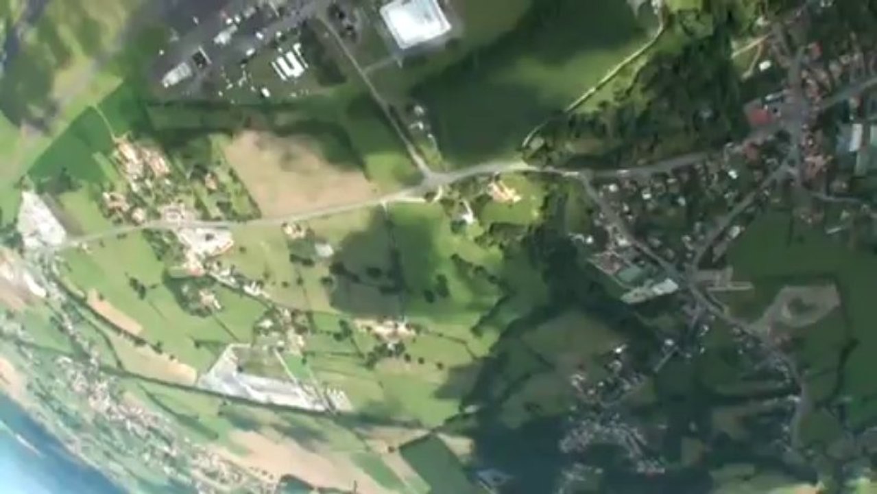 PARACHUTISME - CHAMPIONNATS DE FRANCE VICHY 2013 – Freefly « Angry Boys Pamiers Saut4»- 9aout13.wmv