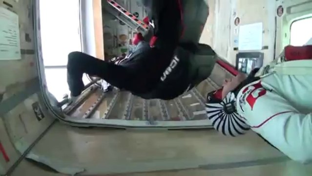 PARACHUTISME - CHAMPIONNATS DE FRANCE VICHY 2013 – Freestyle « Gravity Alsace-Lorraine Saut1»- 9aout13.wmv