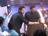 uncut:film shootout at wadala with tv serials Ram kapoor & john abraham