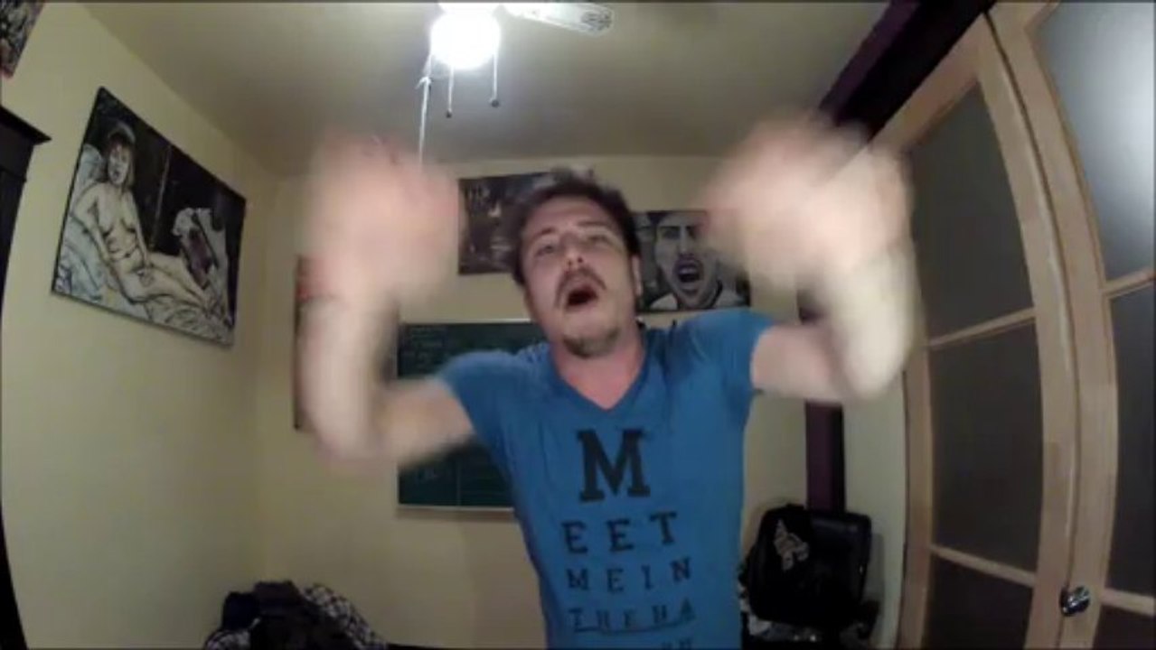 Pètage de coche -La vidéo de blé d'inde