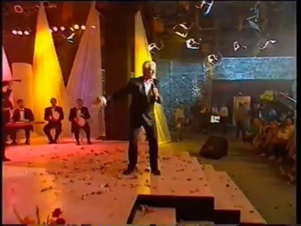 Adnan Şenses - Dokunmayın Bana