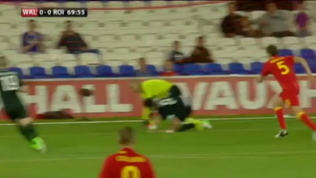 Bale-less Wales play out Irish stalemate