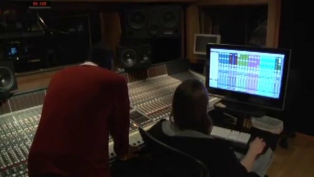 All 6's And 7's F.Y.E. Deluxe Edition Bonus DVD