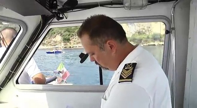 Pozzuoli (NA) - Consigli del Comandante della Guardia Costiera per ferragosto -1- (14.08.13)
