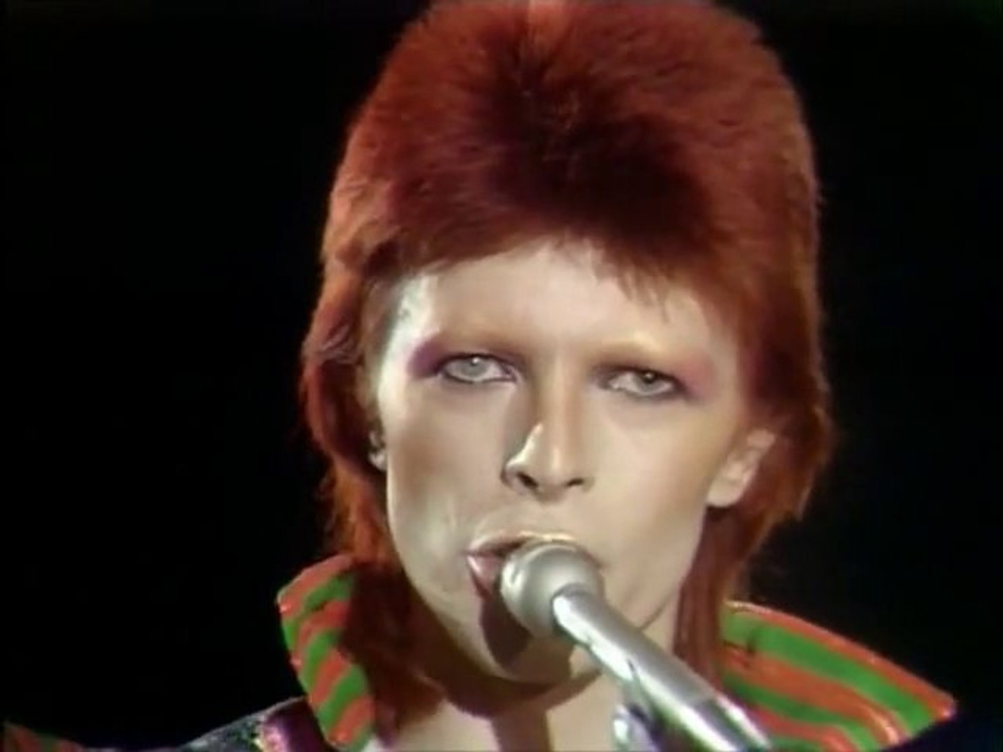 ⁣David Bowie ► Space Oddity (Live)
