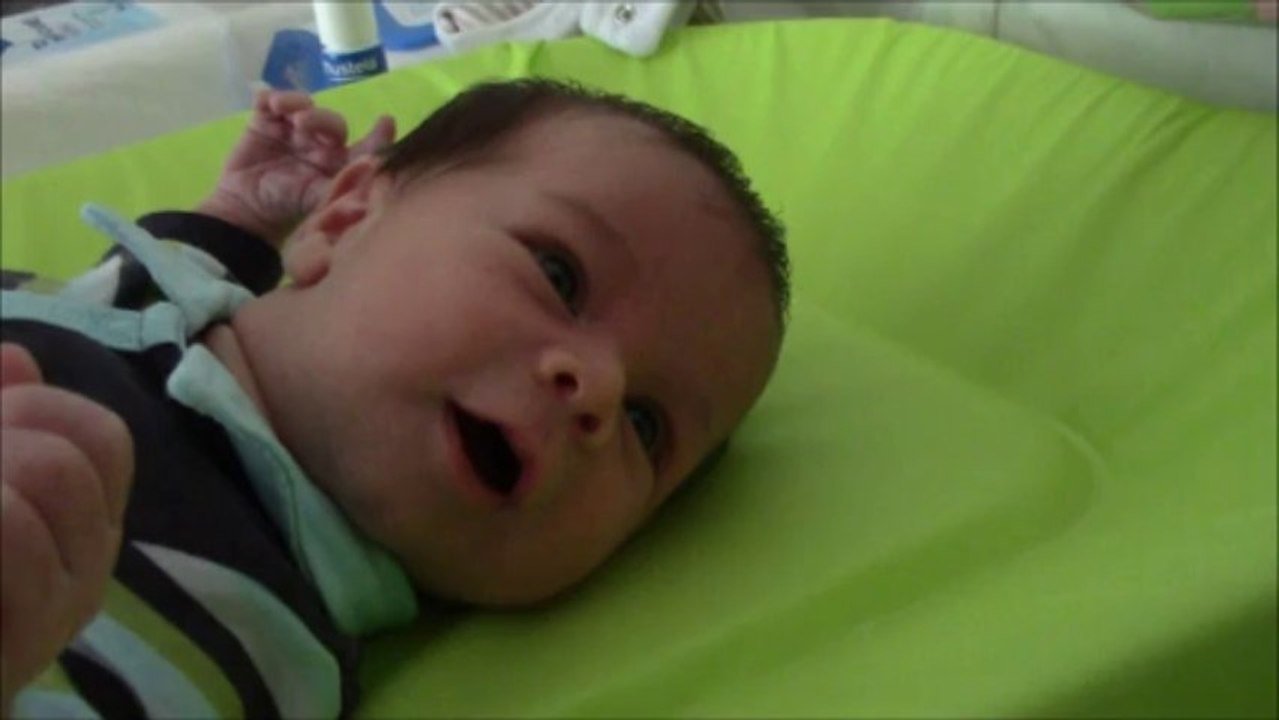 Premiers sourires à Papa