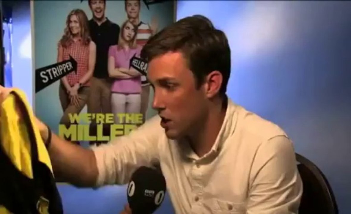 Jennifer Aniston - A Watford FC supporter !