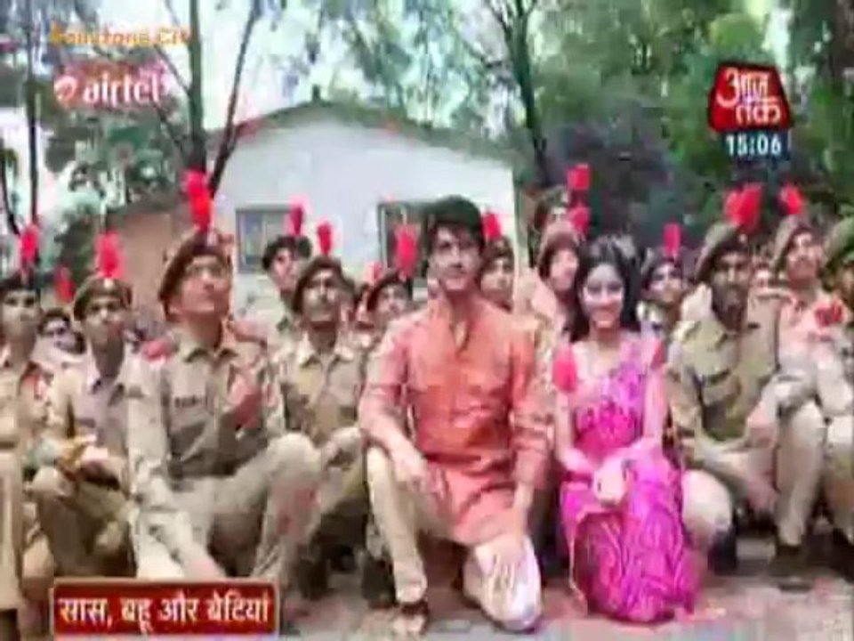 Saas Bahu Aur Betiyan [Aaj Tak] 15th August 2013 Video Watch Online - Pt2