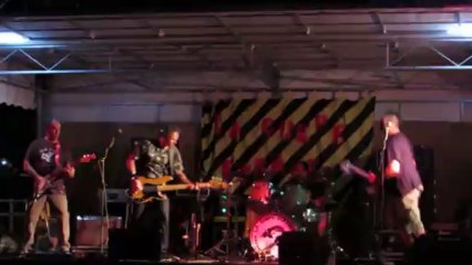 La Guêpe écrasée à Auradou