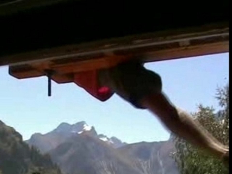 Céline en parapente _ 2 alpes 2006