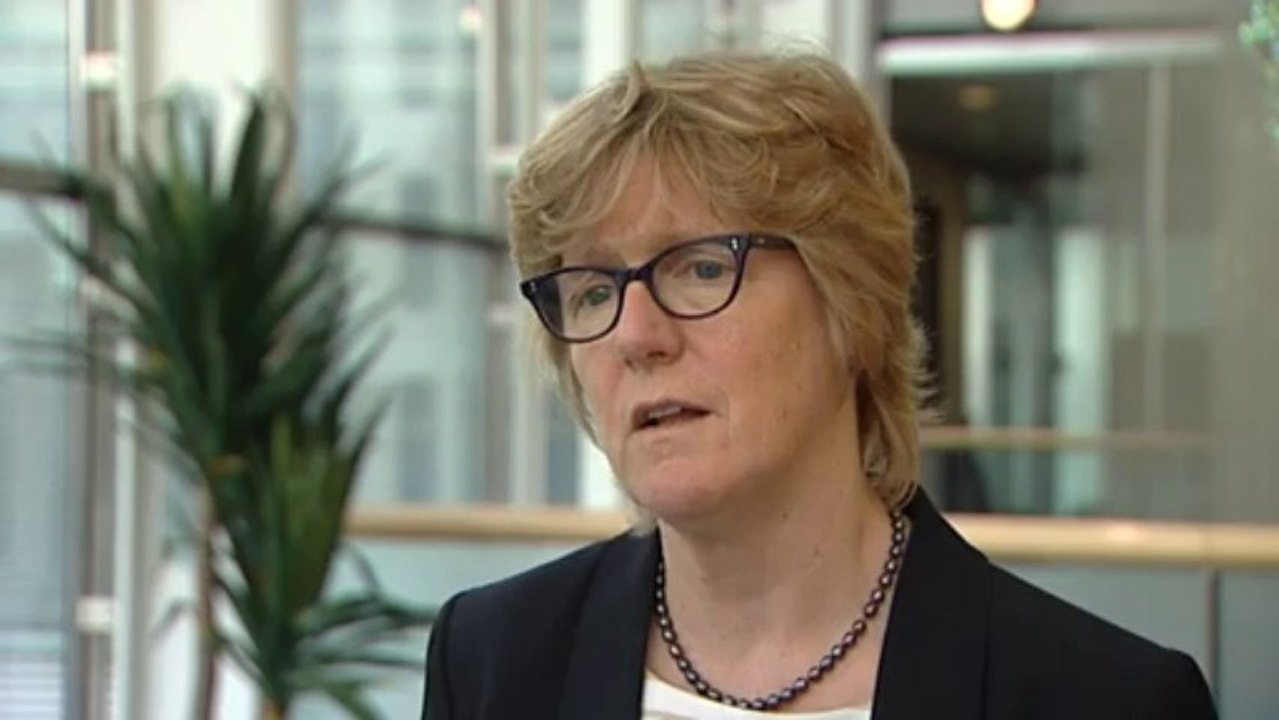 Davies: HIV-infected health workers will be safe