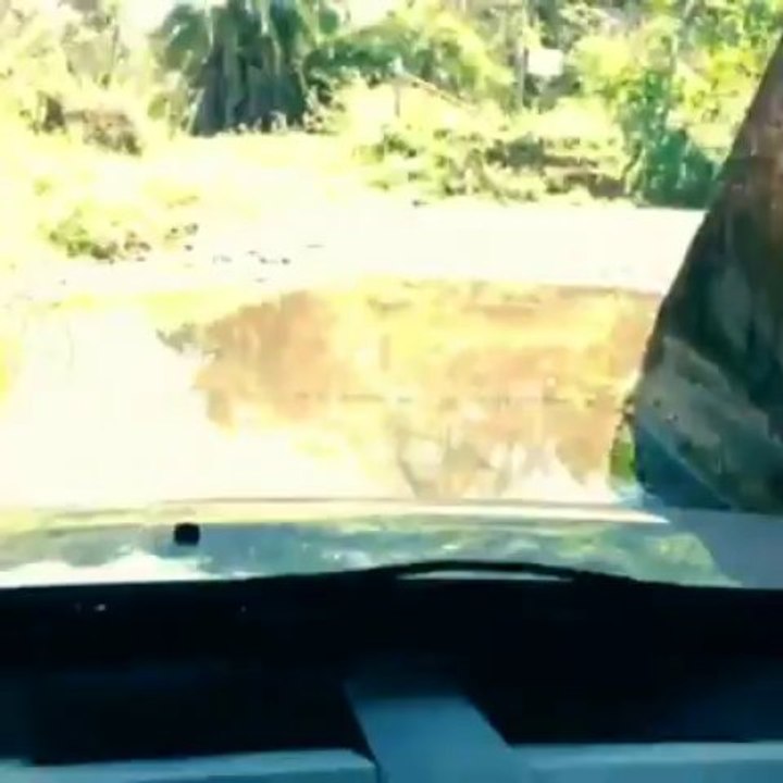 Trilha numa outlander