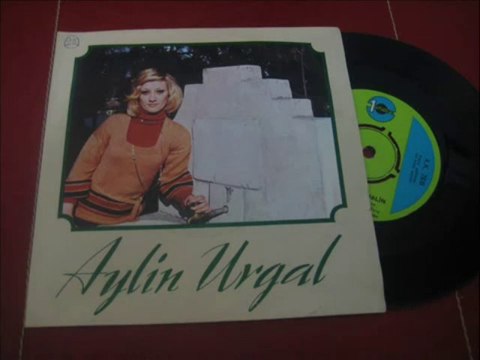 Aylin Urgal Mutluyum Ben 1977