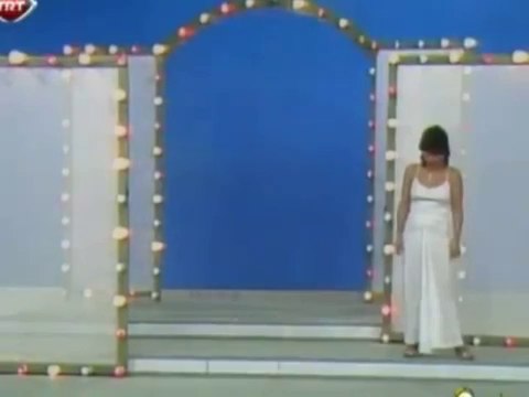 Ayten Alpman Söyle Buldun mu ( Tek Başına ) TRT Klip