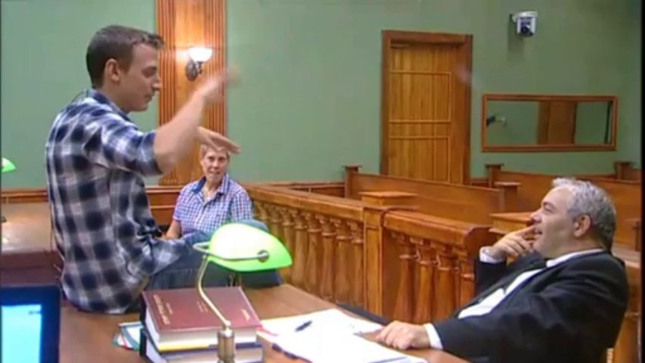 השופט טוחן את איתי