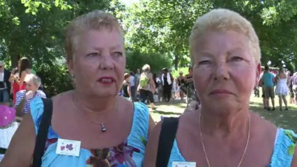 Hundreds of French twins gather for annual meeting