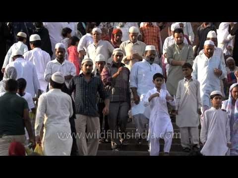 Devotees stepping out from Jama masjid in slow motion