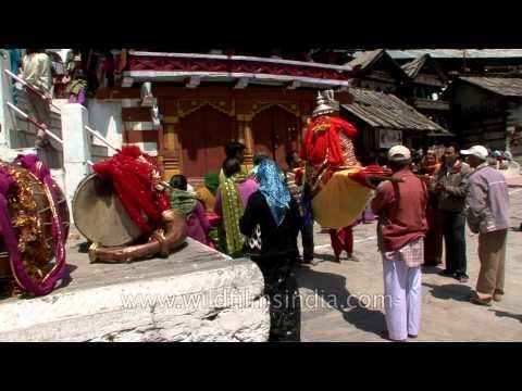 Gangotri dham: Priests prepare the Palanquin of Goddess Ganga