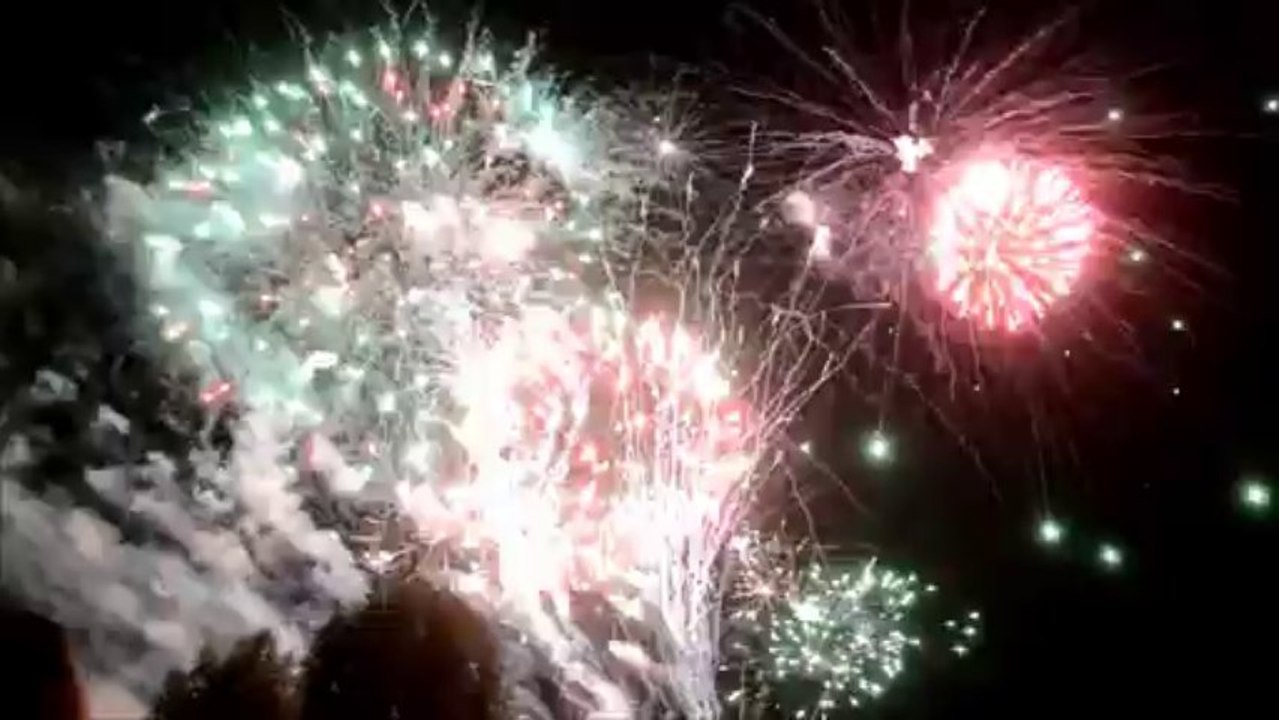 Reyssouze. Feu d'artifice du 14 août 2013.