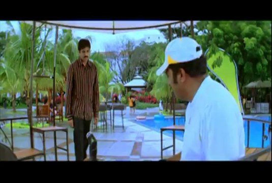 Kamalini Pawan proposes PrakashRaj Disposes